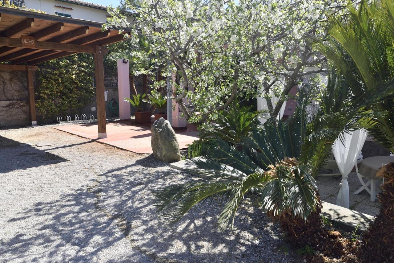 פורטופראיו Villa Fiore Apartments מראה חיצוני תמונה